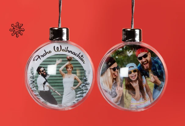Neue Produkte: Personalisierbare Christbaumkugeln mit eigenem Foto von ORWO. Drei personalisierte Weihnachtskugeln mit Fotos und festlichen Motiven – neue Produkte für Weihnachten von ORWO.