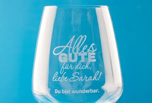 Trend 2025: Weingläser mit größerem Gravurbereich Auch unsere Weingläser haben ein Update bekommen. Das Rot- und Weißweinglas steht dir jetzt mit noch mehr Platz zum Gravieren als Produktneuheit zur Verfügung.