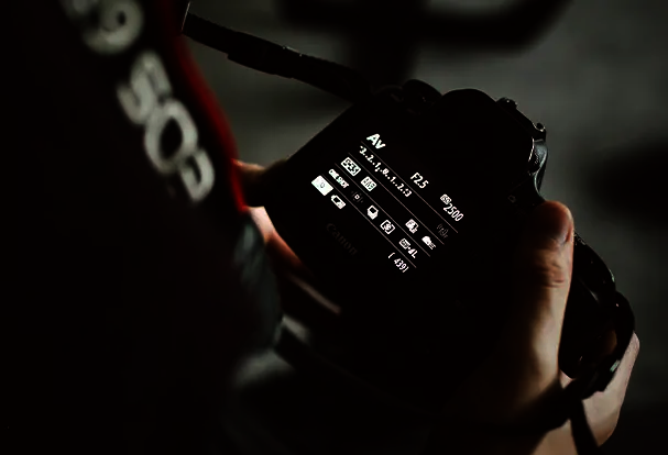 Experimentiere mit Kameraeinstellungen für strahlende, kreative Fotos! Kameraeinstellungen im Fokus: Probiere verschiedene Kameraeinstellungen für Fotografie aus und starte dein Foto-Experiment