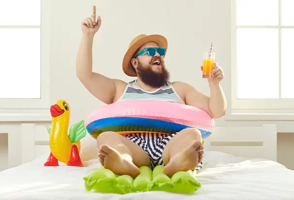 Unterwasserfotografie für beeindruckende Strandfotos Unterwasserfotografie eines Strandes mit klarer Sicht und exotischen Fischen, perfekt für beeindruckende Strandfotos.