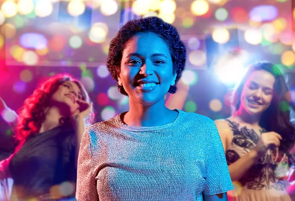 Bunte Lichter verzaubern die Party -Erfahre wie du den Bokeh-Effekt mit deinem Smartphone und deiner Kamera erzielen kannst.