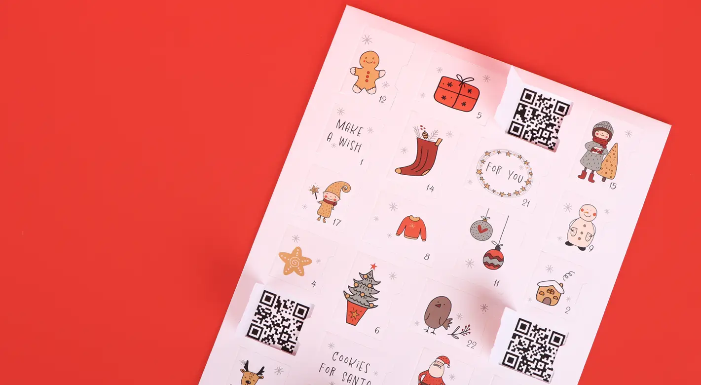 Wir zeigen dir, wie du einen QR-Code Adventskalender ganz einfach selber machen kannst.