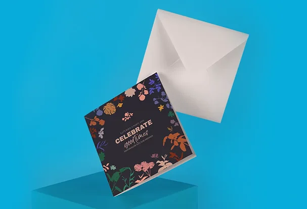 Hochzeitsklappkarte – FAQ ORWO Karten Stilvolle, quadratische Klappkarte zur Hochzeit mit der Einladung und passendem Umschlag – für den perfekten ersten Eindruck. FAQ ORWO Karten.