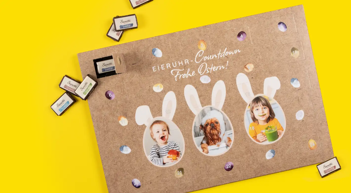 Individueller Oster-Countdown-Kalender mit Foto Personalisierter Countdown-Kalender zu Ostern mit eigenen Fotos in Hasenform und 24 Türchen für kleine Überraschungen.