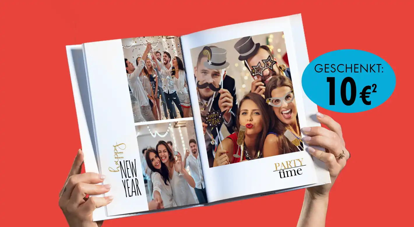 Fotoprodukte entdecken – Fotobuch von ORWO mit Gutschein Offenes Fotobuch mit Partyfotos als hochwertiges Fotoprodukt von ORWO inklusive 10-Euro-Gutschein