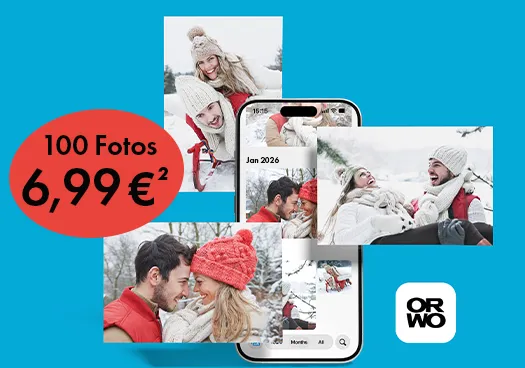ORWO Fotoaktion App – 100 Fotos für 6,99 € ORWO Fotoaktion mit Smartphone: Collage aus Winterfotos eines Paares, dargestellt in einer App-Ansicht mit Kalenderfunktion und Angebot „100 Fotos für 6,99 €“.