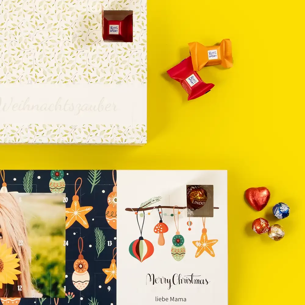 Personalisierter Adventskalender und obendrauf leckere Schokolade von Ritter Sport oder Lindt.